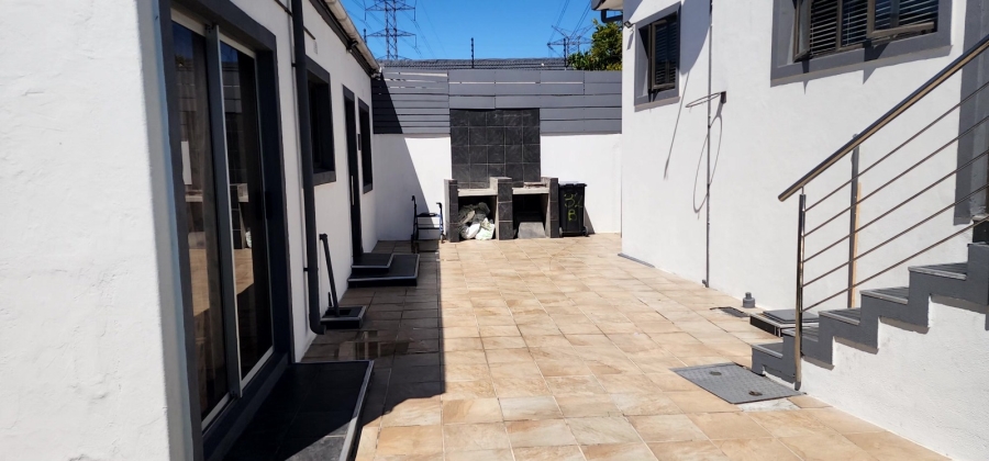 2 Bedroom Property for Sale in Newfields Western Cape